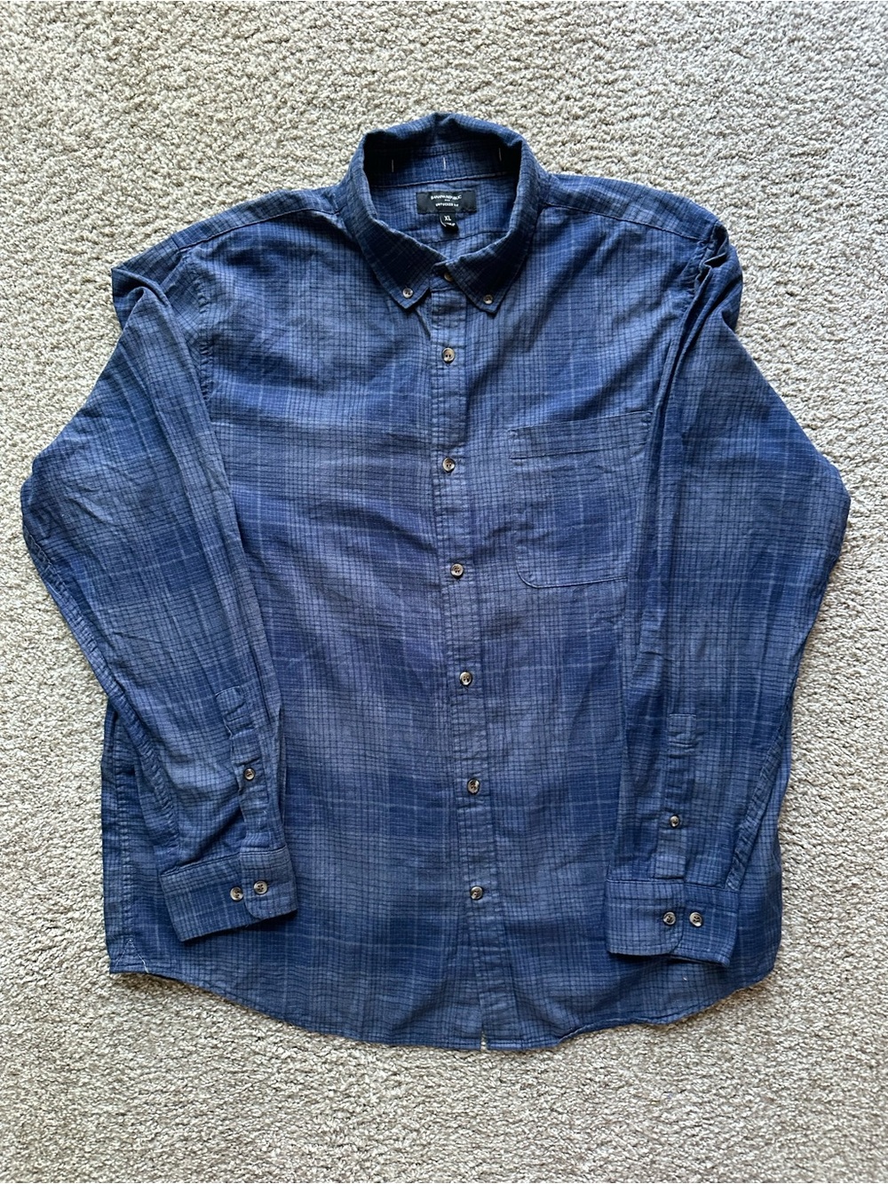 Banana Republic Men's Navy Blue Button-Down Shirt